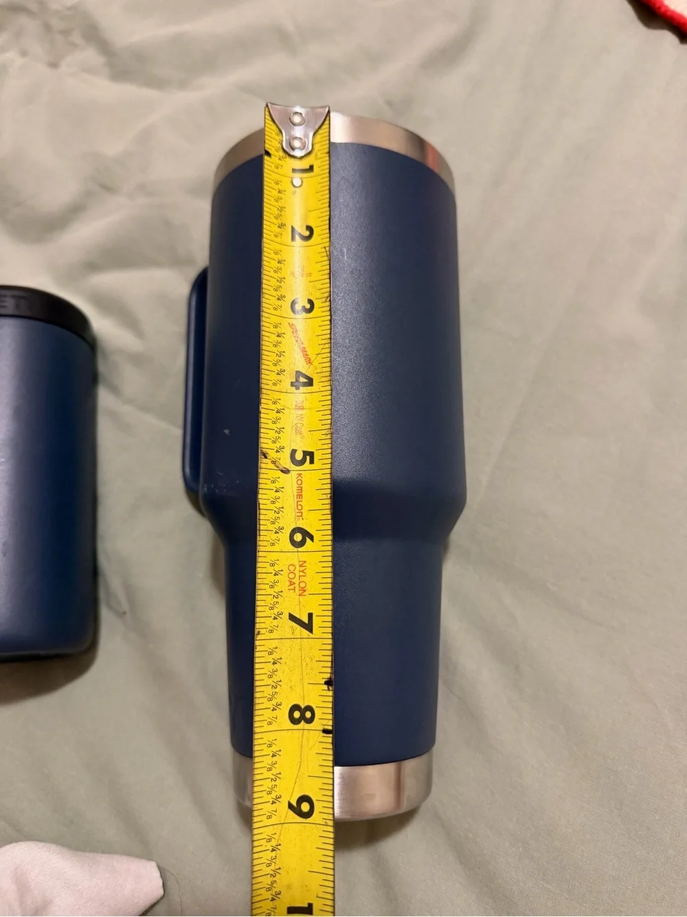 Yeti Travel Tumbler / Mug 40oz